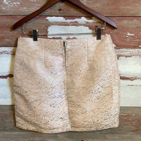 Anthropologie HD in Paris Skirt! Size small! - Picture 7 of 11